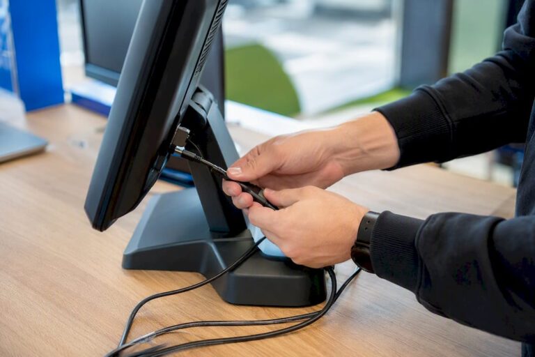 Retail manufacturer guide: choosing the right EPOS partner