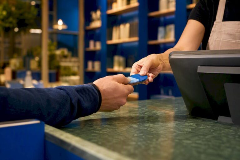 POS loyalty: 5 steps to one tap enrolment and clearer ROI, UK venues